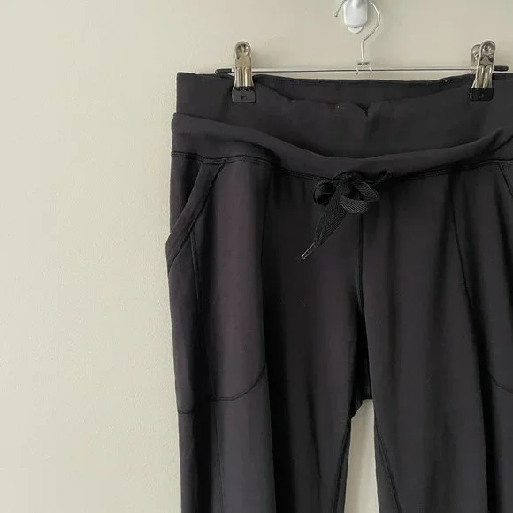 Lululemon Warm Down Jogger II Black Womens 8 - Picture 3 of 6